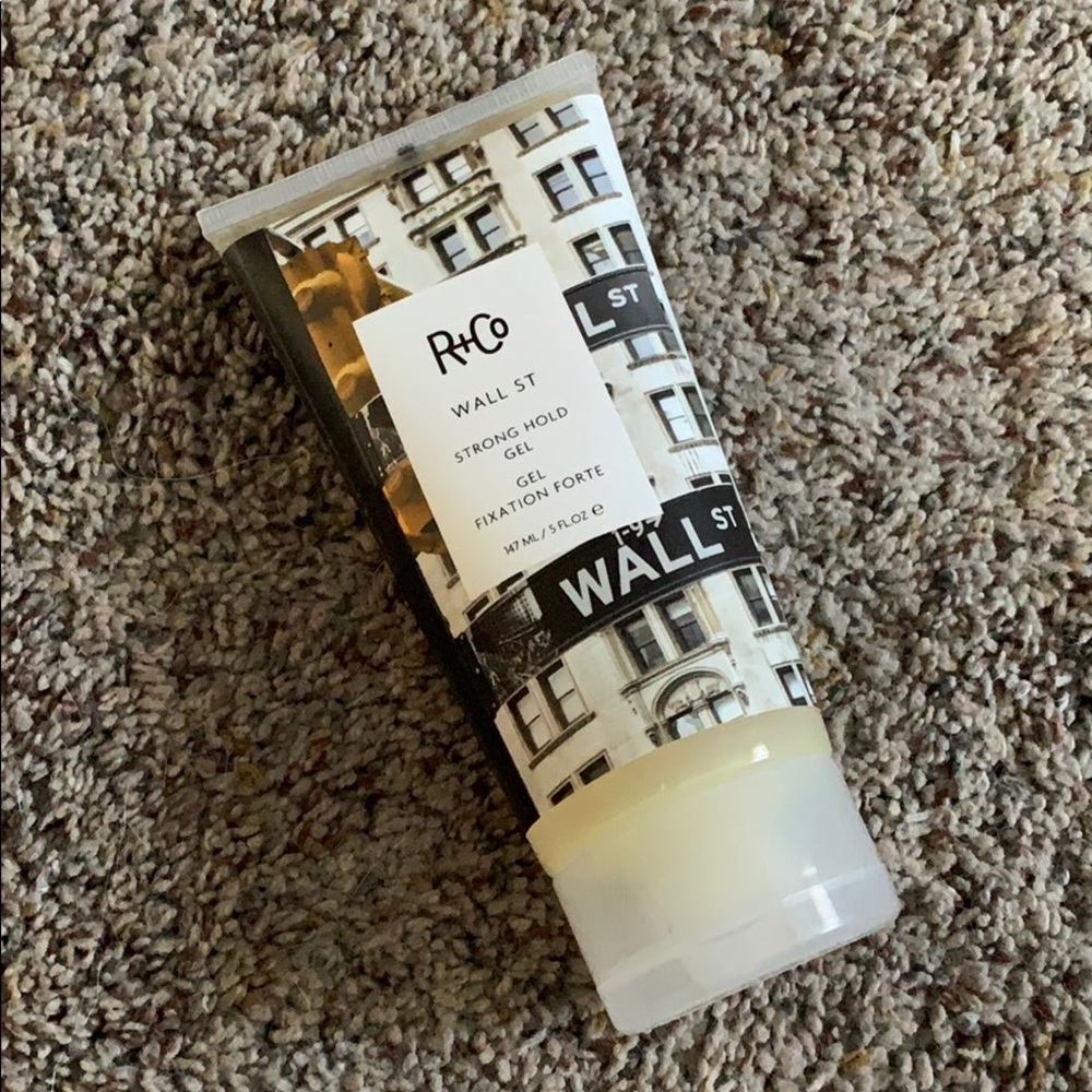 R+Co Strong Hold Gel